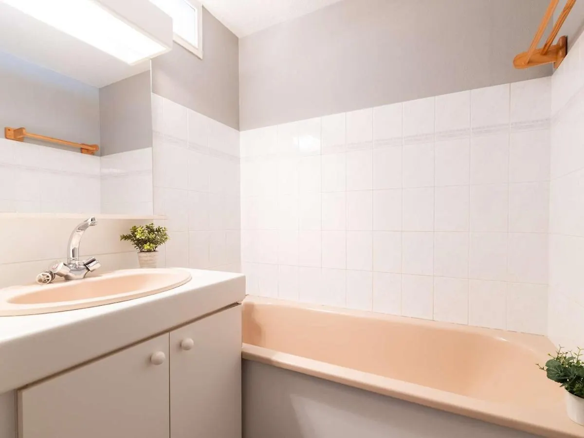 Duplex Ensoleille Pour 6 Personnes Avec Balcon Et Parking A Saint-Lary Village - Fr-1-296-188